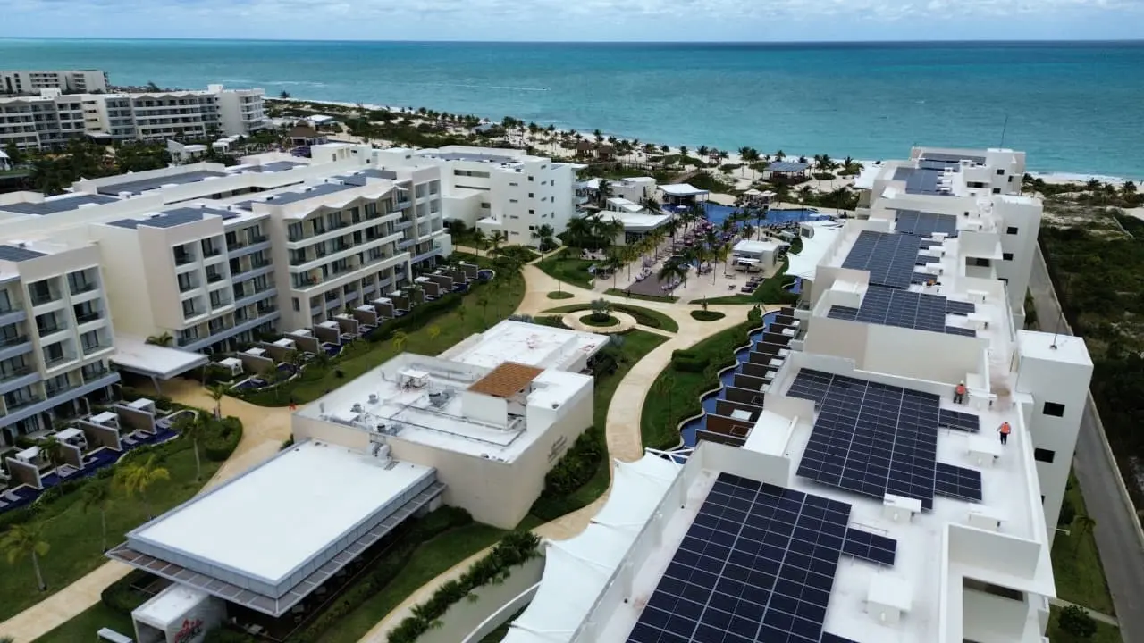 Proyecto Planet supervisado por Solar Tech